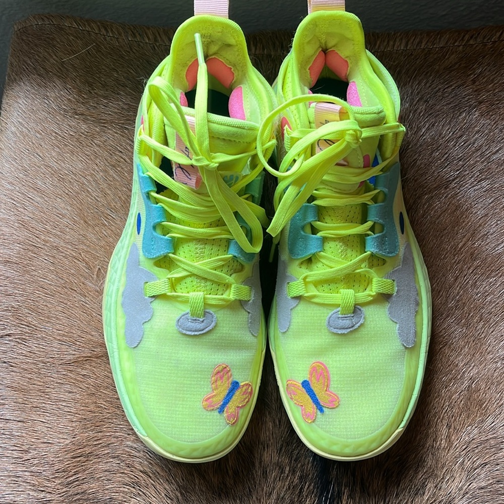 Adidas James harden solar yellow youth sneakers size 6